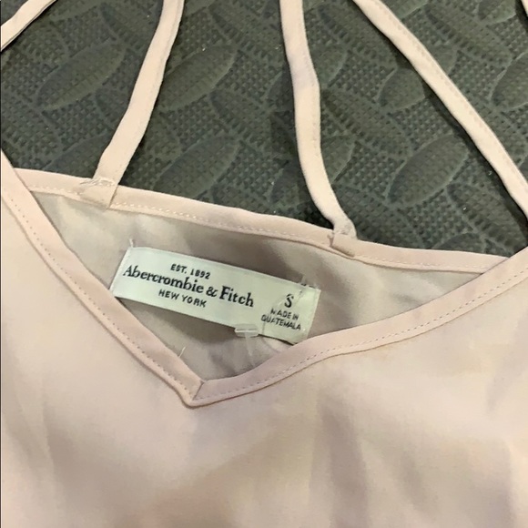 Pink tank - Picture 3 of 3